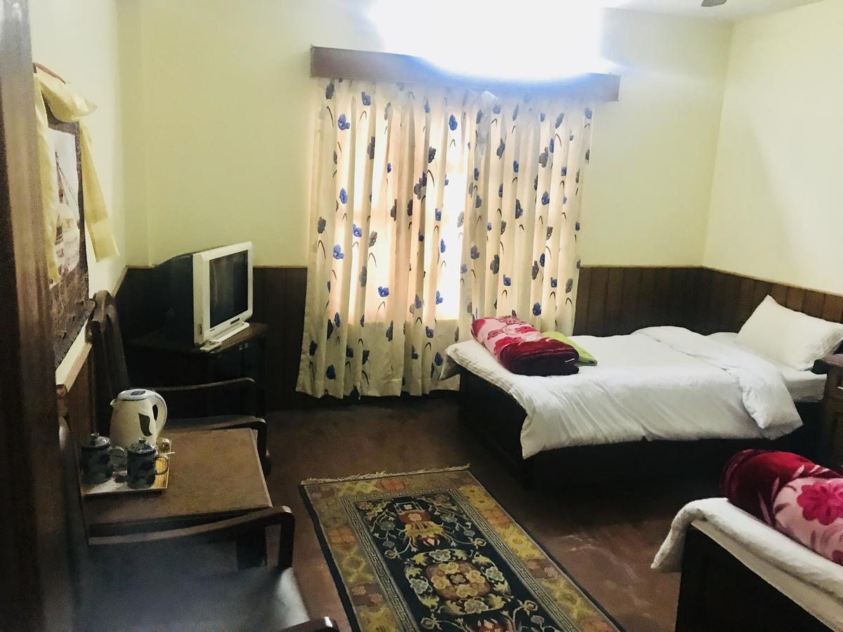 Dungkar Guest House Катманду Екстериор снимка