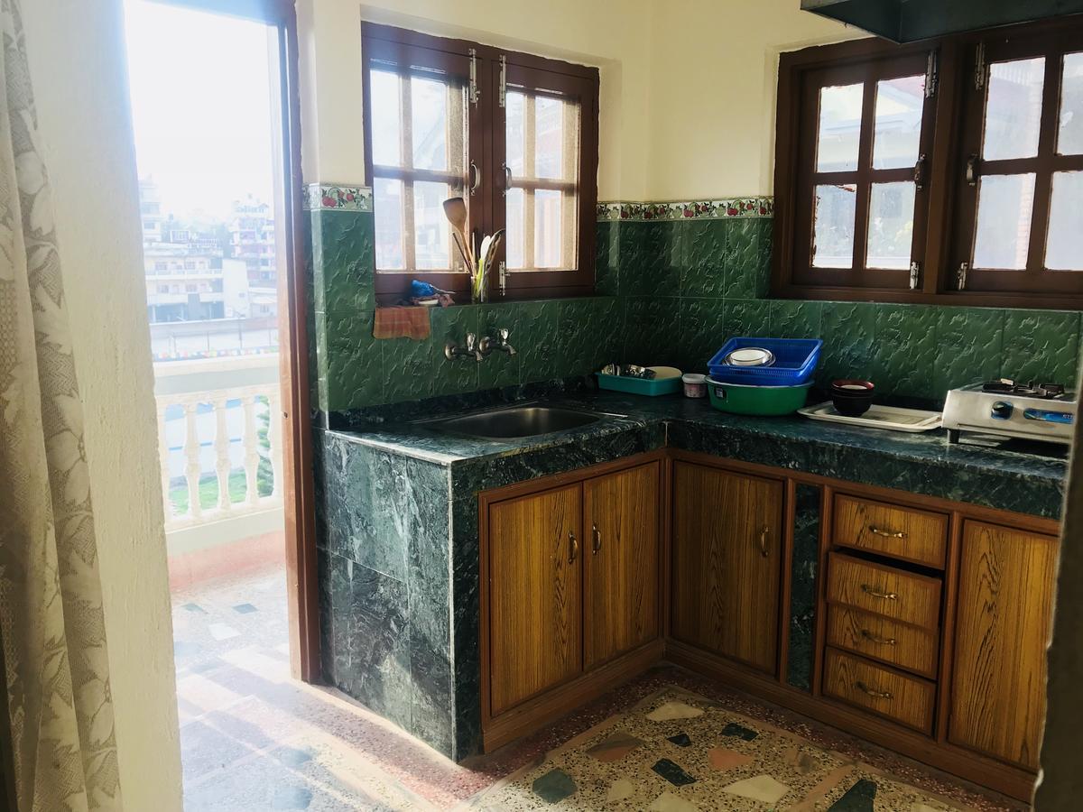 Dungkar Guest House Катманду Екстериор снимка