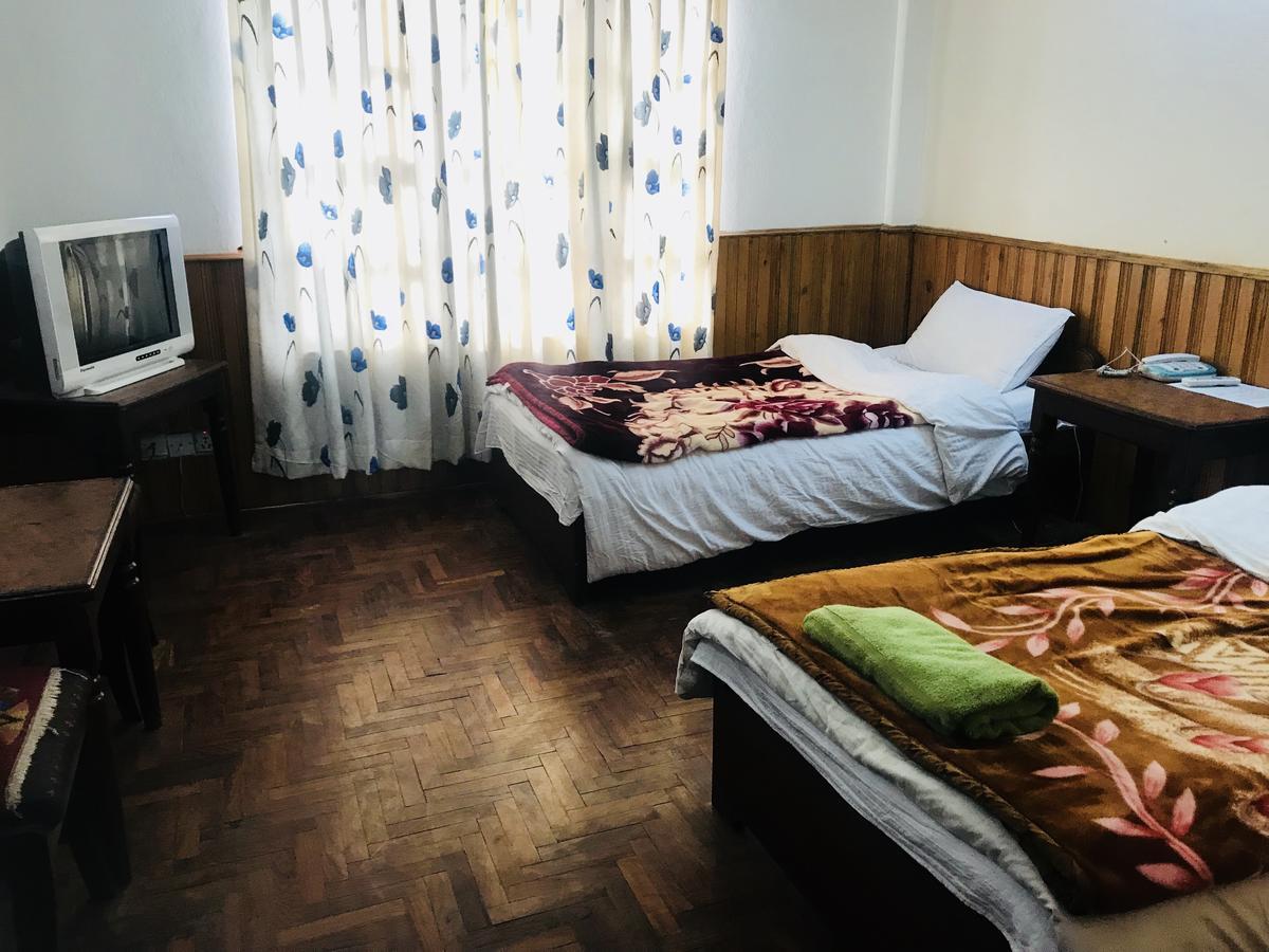Dungkar Guest House Катманду Екстериор снимка
